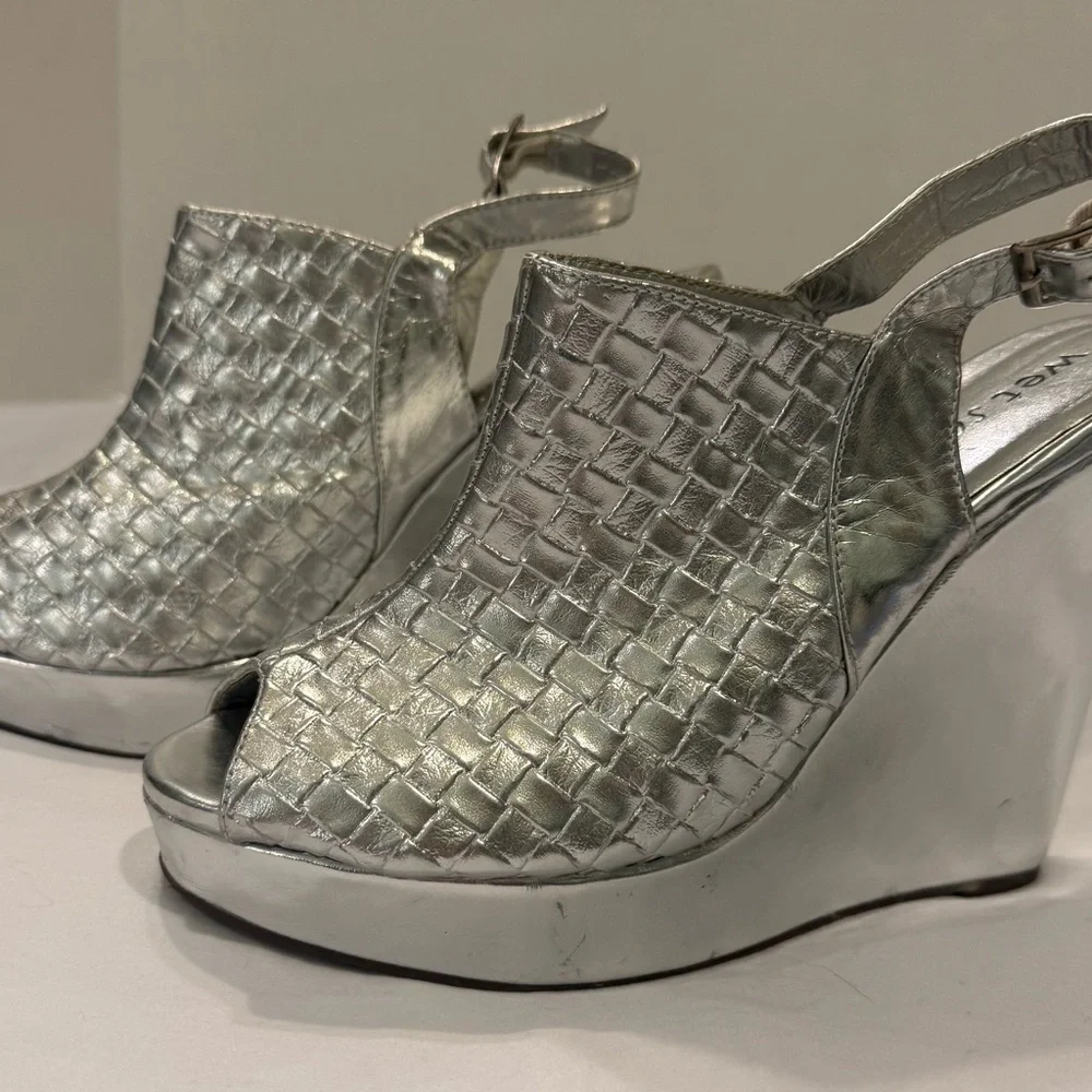 Wet Seal Size 9 Silver Woven Wedge Sandals Disco Party Date Night Barbiecore